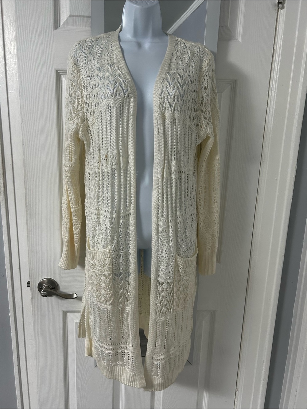 SO Cream Open-Weave Long Cardigan with Pockets